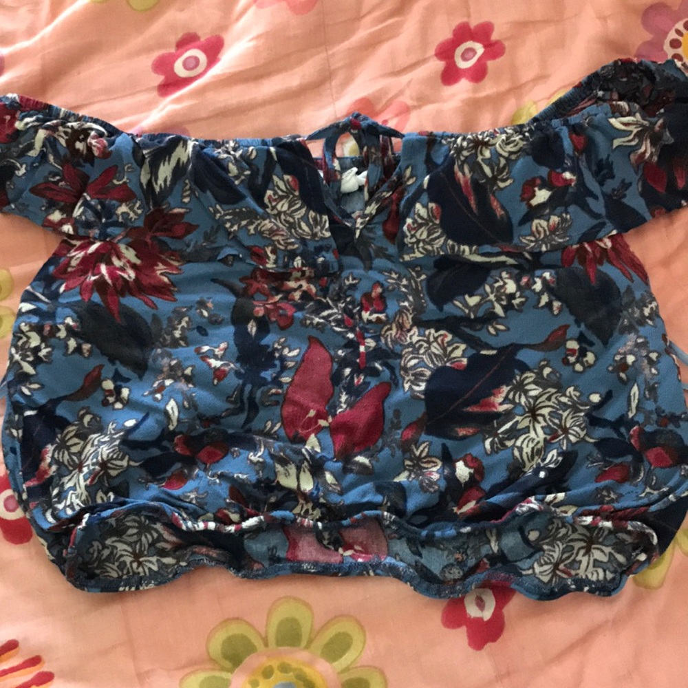 Crop top - Picture 3 of 3